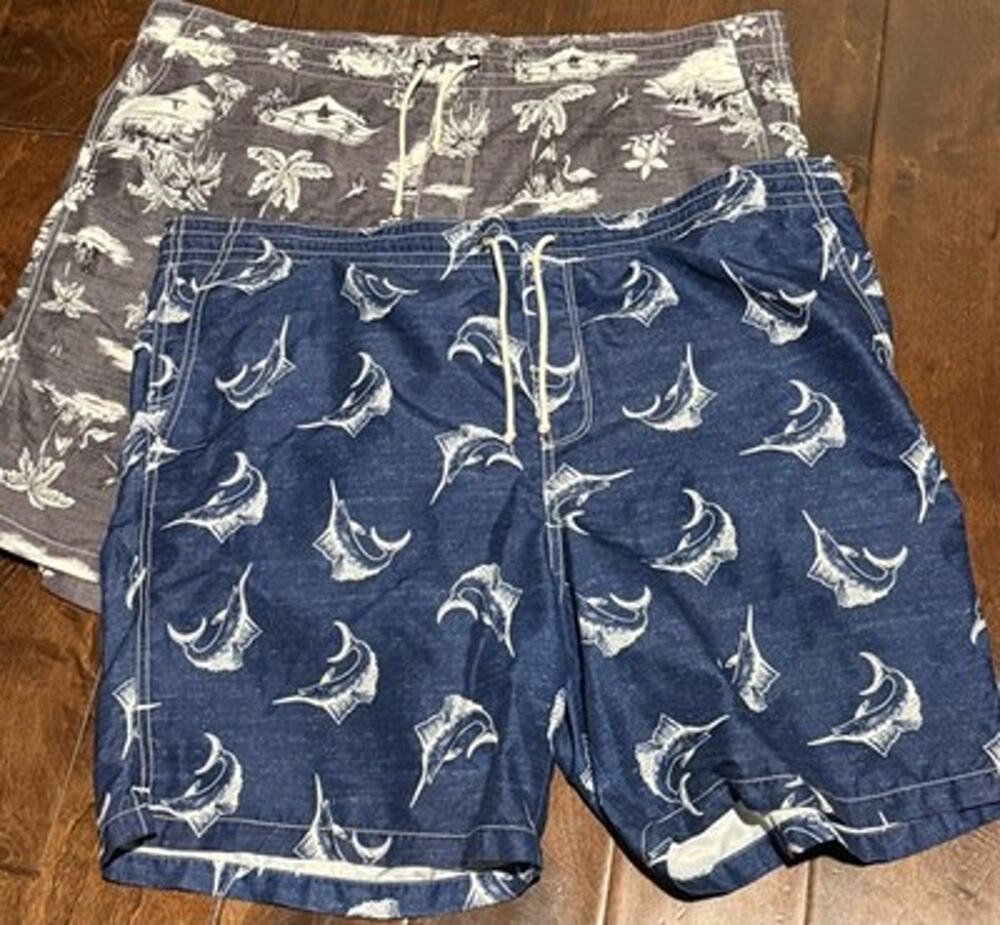 Old Navy 2 Pair Men's Swim Trunks Swordfish Tropical Drawstring Blue Grey XL